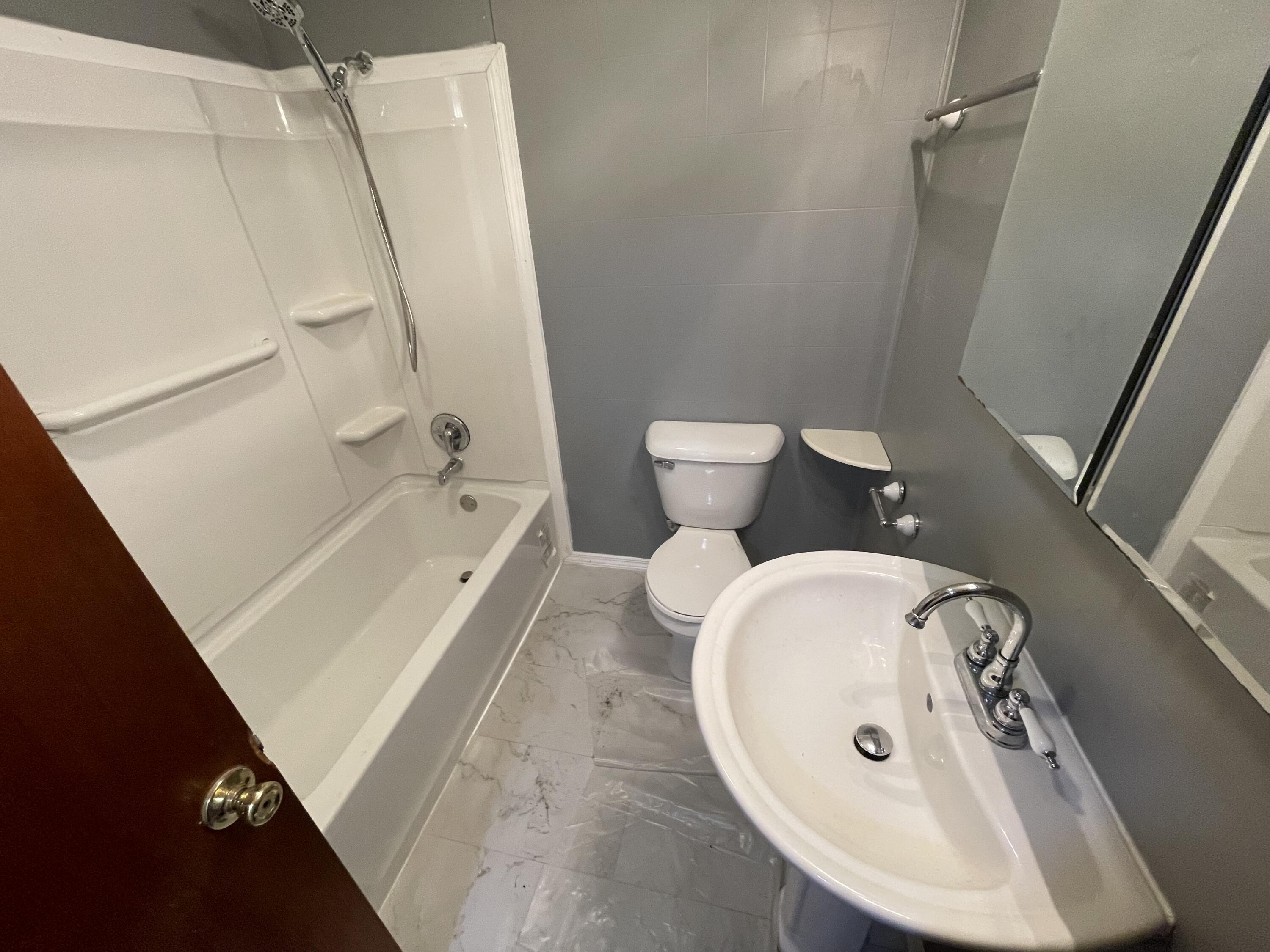 937 North Wood Street Griffith, IN 46319 - Photo 10 of 27 3000x2250