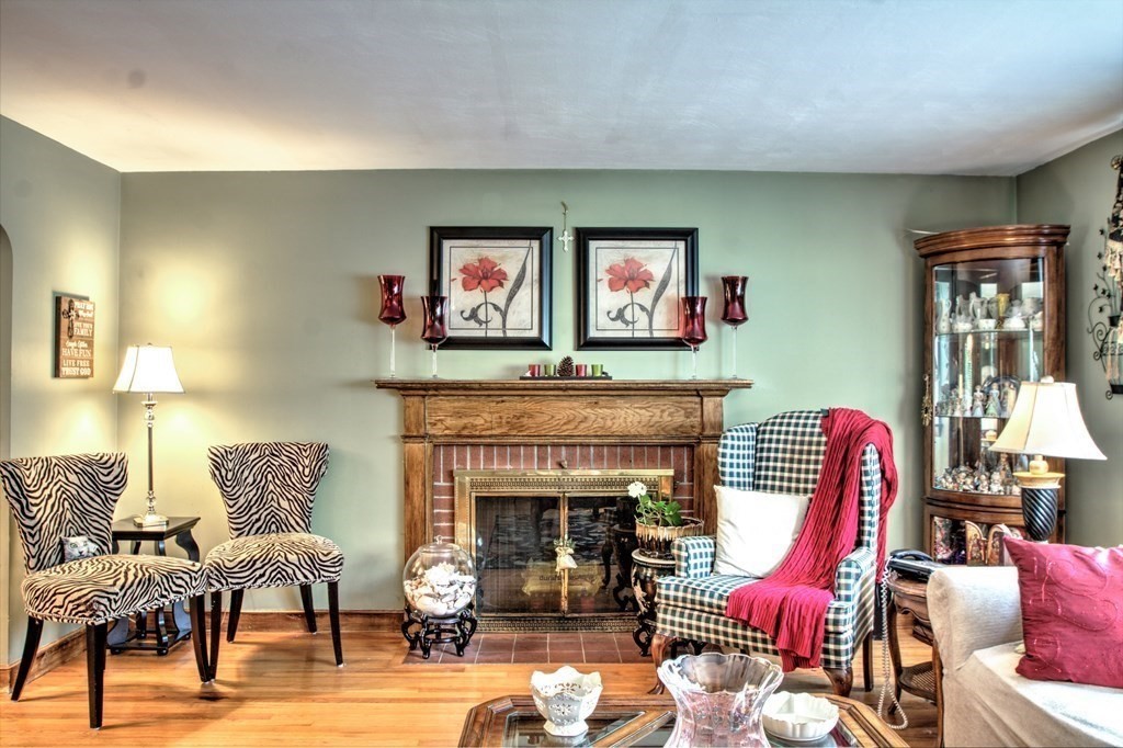 4 Garland Road Chelmsford, MA 01824 - Photo 11 of 40