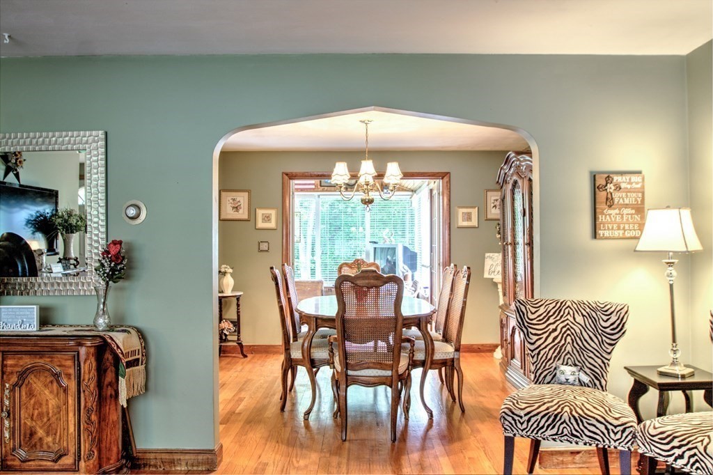4 Garland Road Chelmsford, MA 01824 - Photo 16 of 40