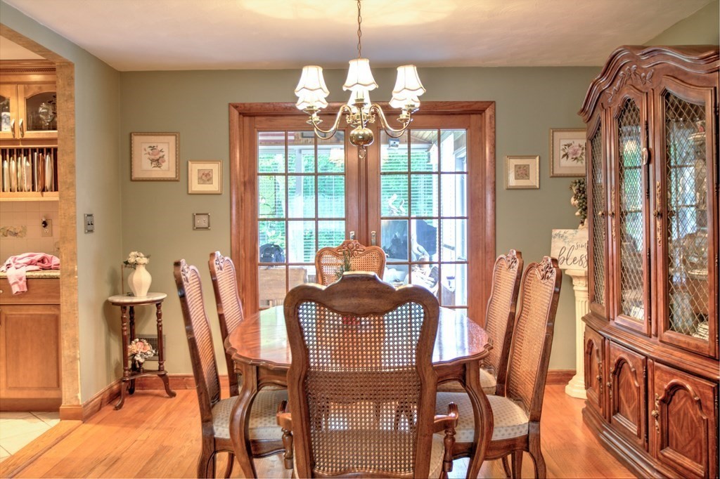 4 Garland Road Chelmsford, MA 01824 - Photo 18 of 40