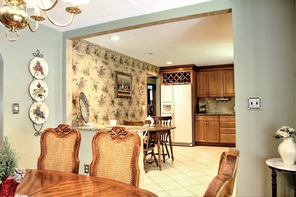4 Garland Road Chelmsford, MA 01824 - Photo 19 of 40