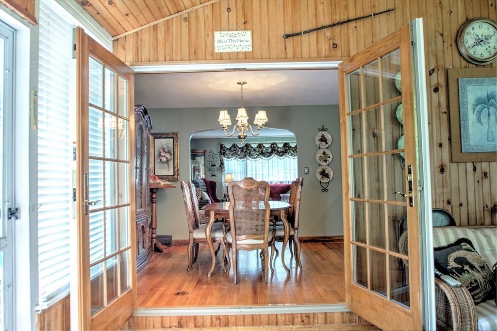 4 Garland Road Chelmsford, MA 01824 - Photo 22 of 40