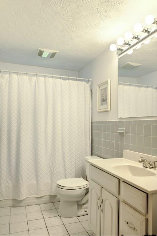 4 Garland Road Chelmsford, MA 01824 - Photo 24 of 40
