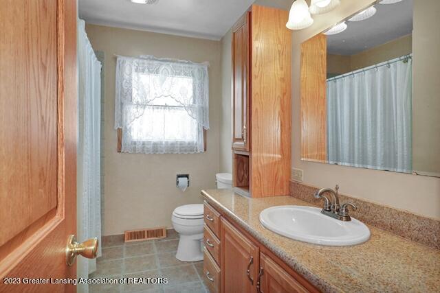 47 North Wheaton Road Charlotte, MI 48813 - Photo 18 of 49 10-print-Open Ended Media-9