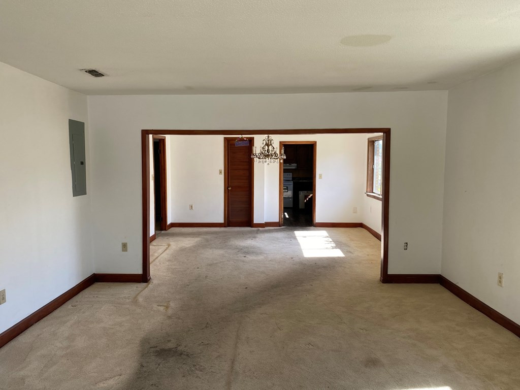 1509 Wooten Road Augusta, GA 30904 - Photo 5 of 18