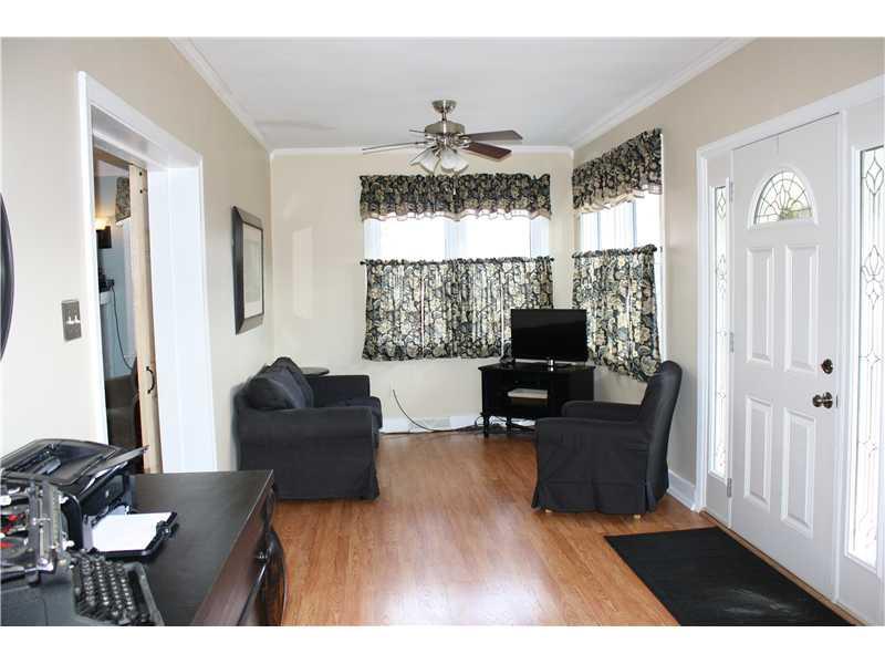 6227 Garvers Ferry Road Leechburg, PA 15656 - Photo 11 of 22 Family Room.