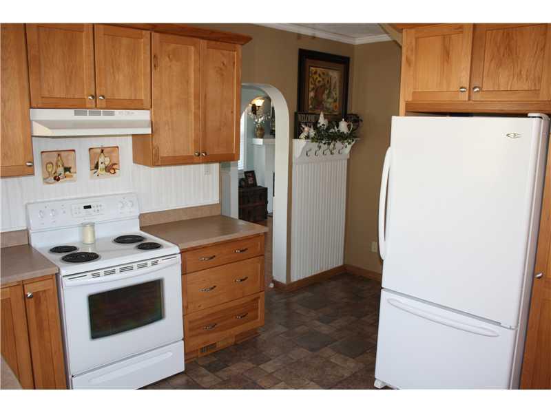 6227 Garvers Ferry Road Leechburg, PA 15656 - Photo 4 of 22 Kitchen.