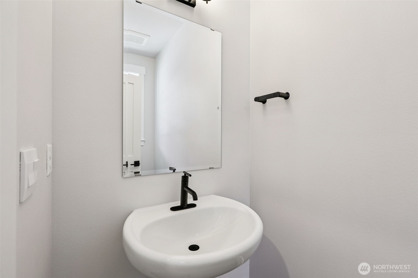 330 182nd Place Southeast Bothell, WA 98012 - Photo 4 of 19