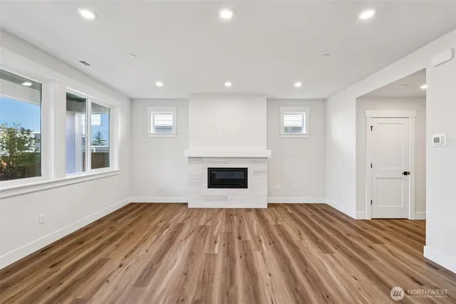 $1,244,890 | 330 182nd Place Southeast, Bothell, WA 98012