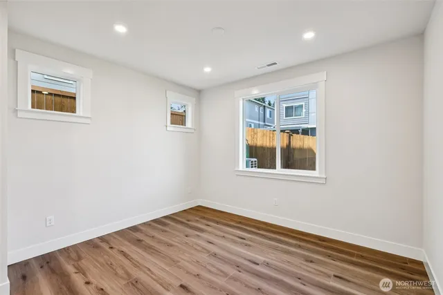 $1,244,890 | 330 182nd Place Southeast, Bothell, WA 98012