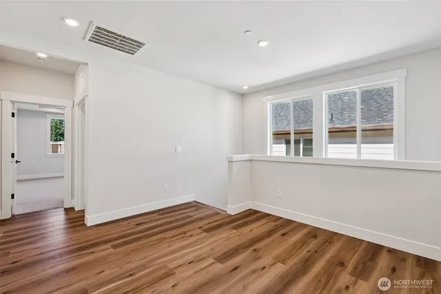 $1,244,890 | 330 182nd Place Southeast, Bothell, WA 98012