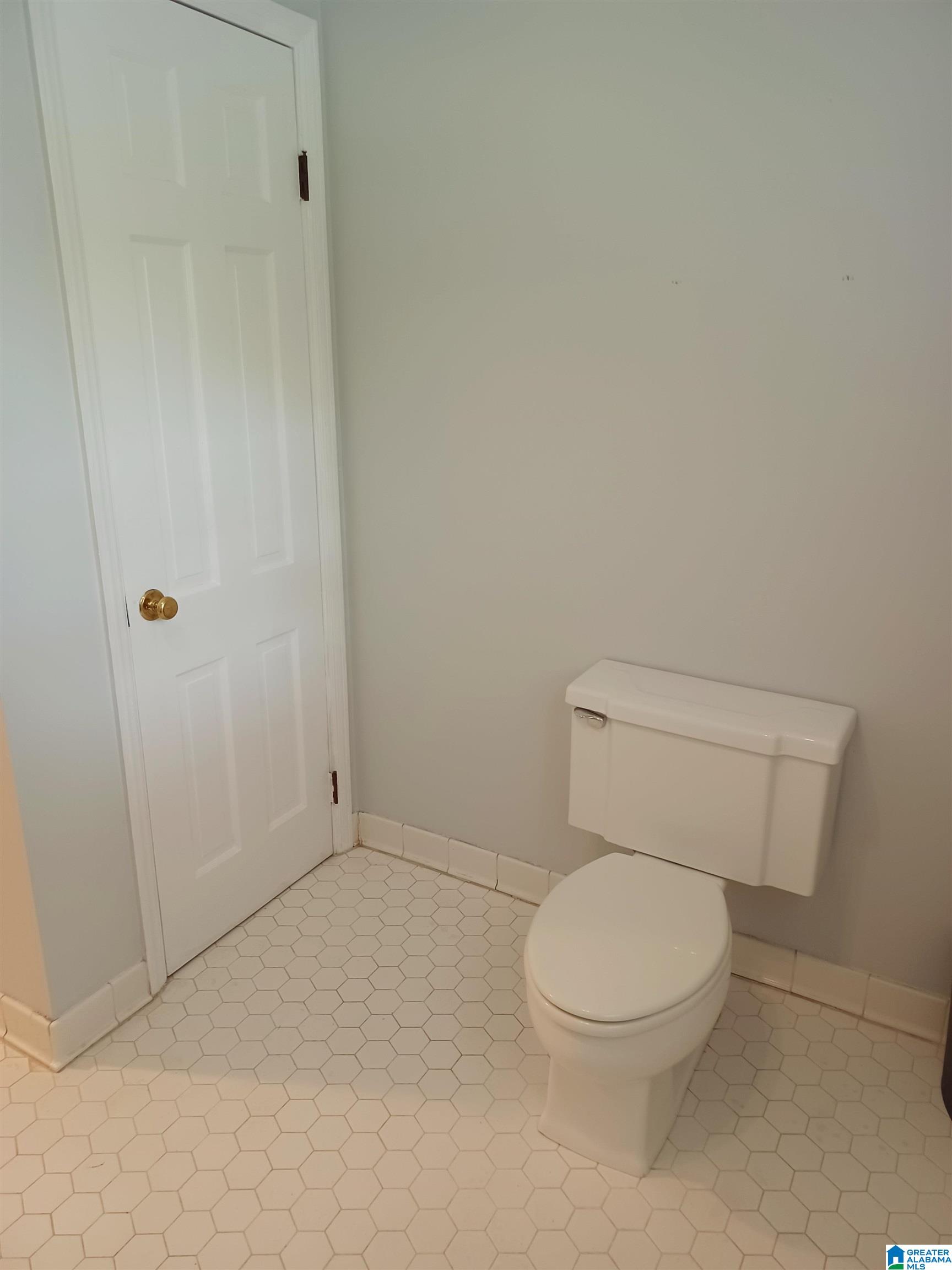 24 Belmont Road Anniston, AL 36207 - Photo 47 of 57