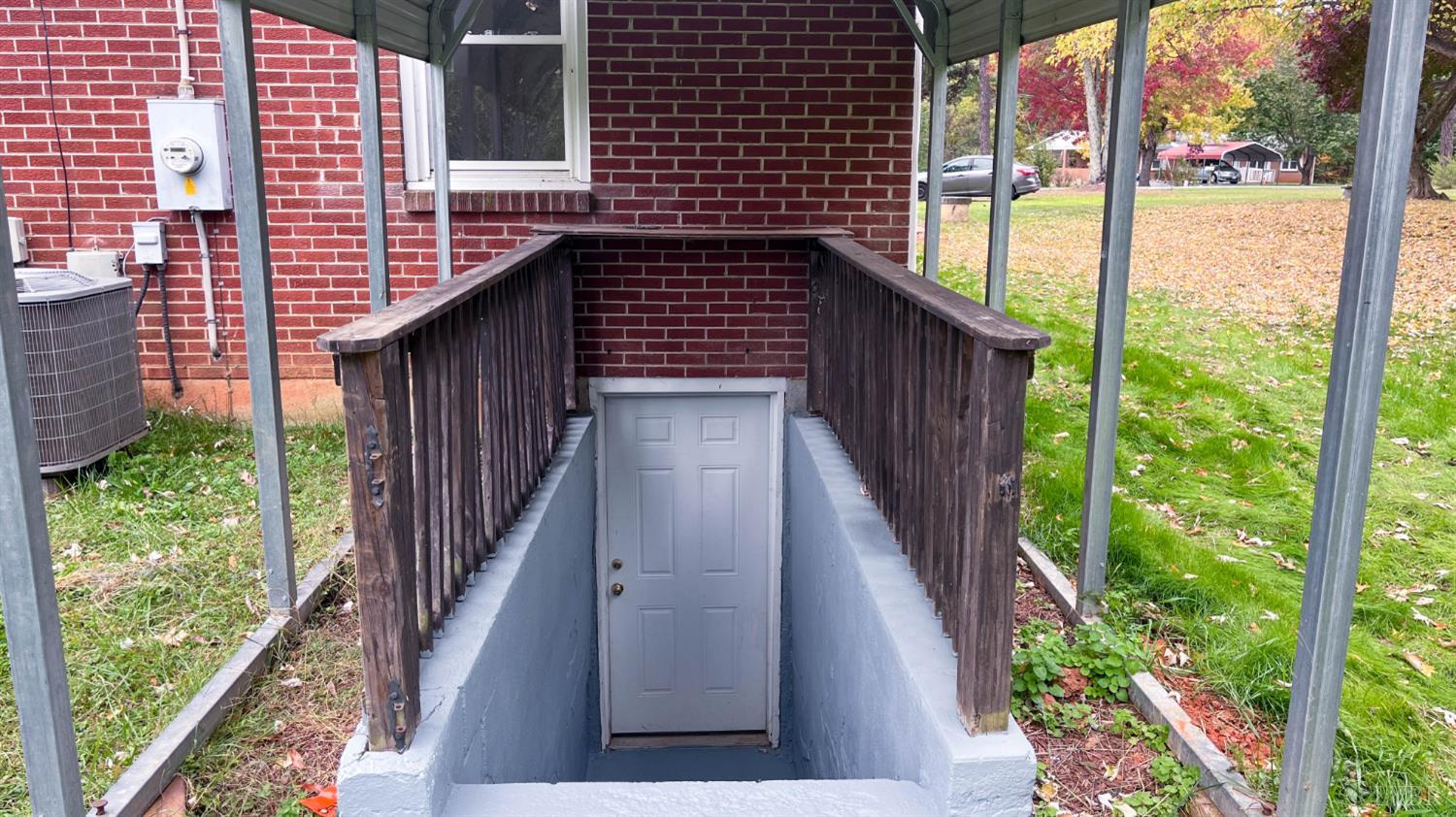 751 Long Island Road Gladys, VA 24554 - Photo 61 of 63 a view of balcony with floor to ceiling window and wooden fence