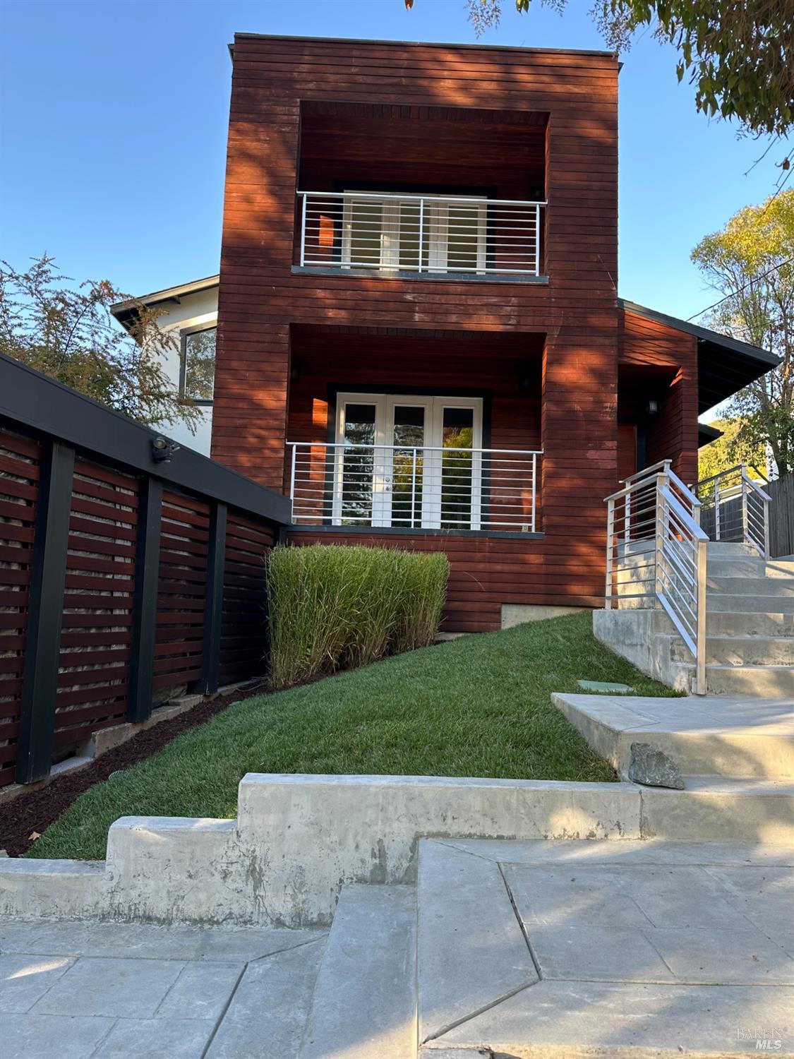 40 Villa Avenue San Rafael, CA 94901 - Photo 3 of 48 a front view of a house with a garden and plants