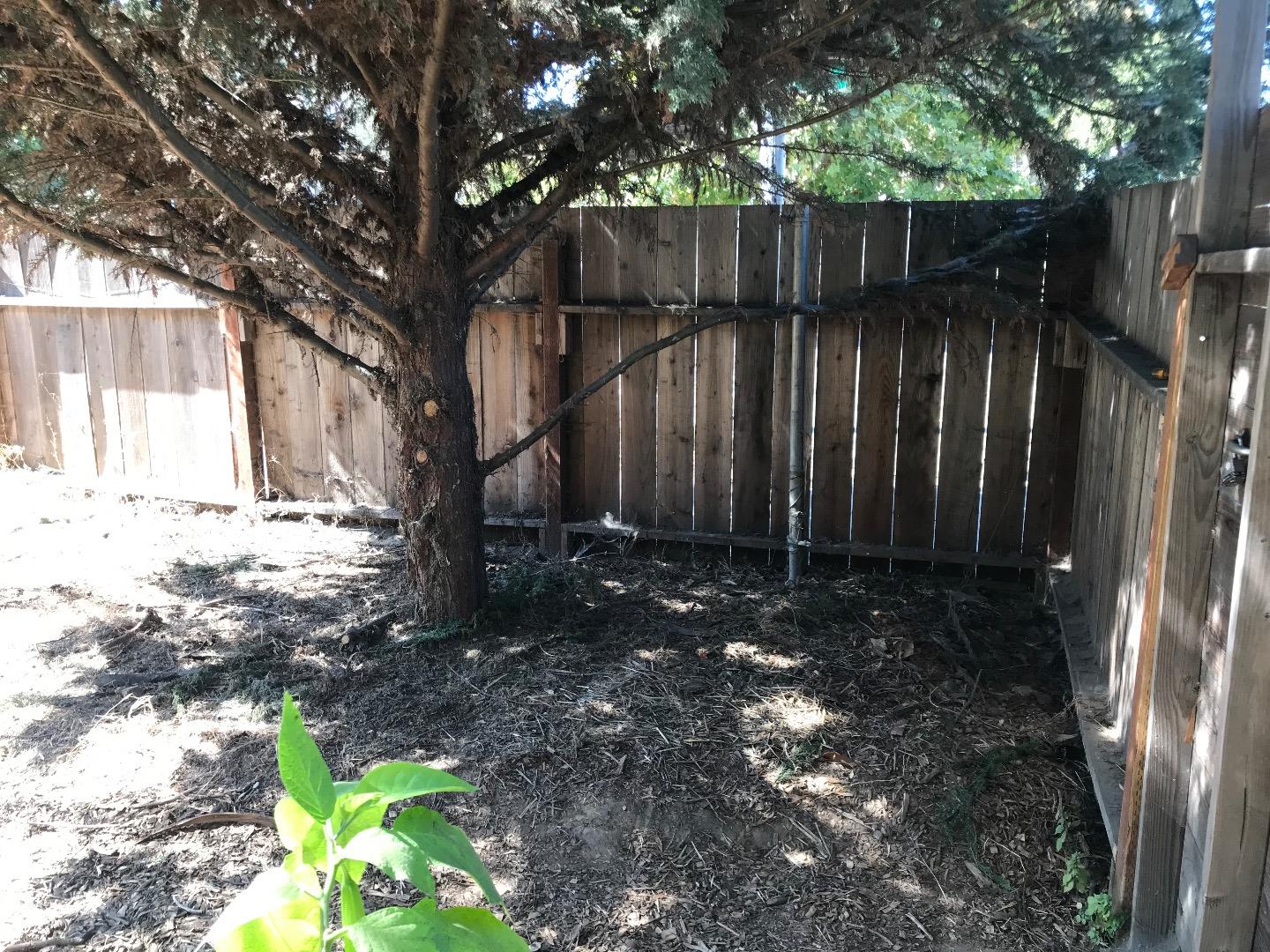 1699 12th Street Oakland, CA 94607 - Photo 4 of 9