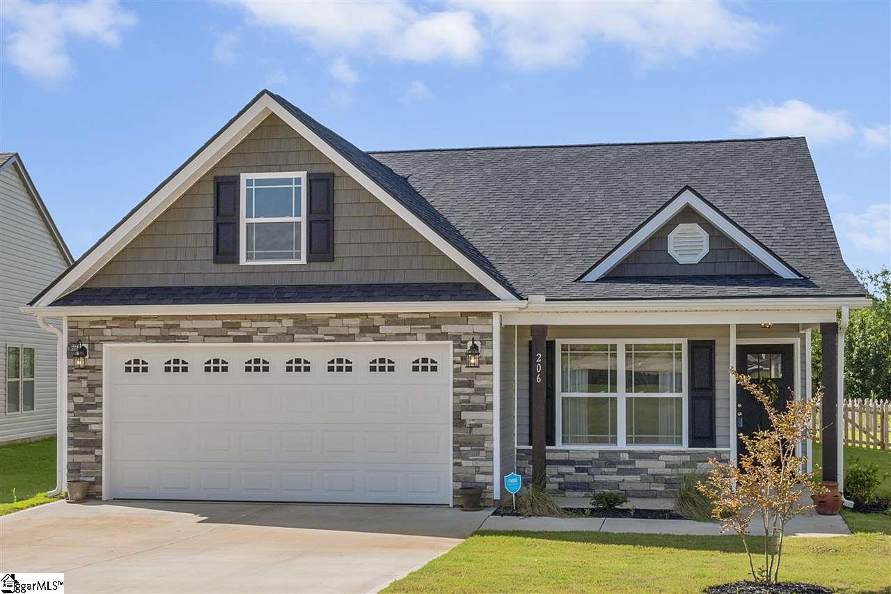 206 Highland Springs Loop Inman, SC 29349 - Photo 1 of 20