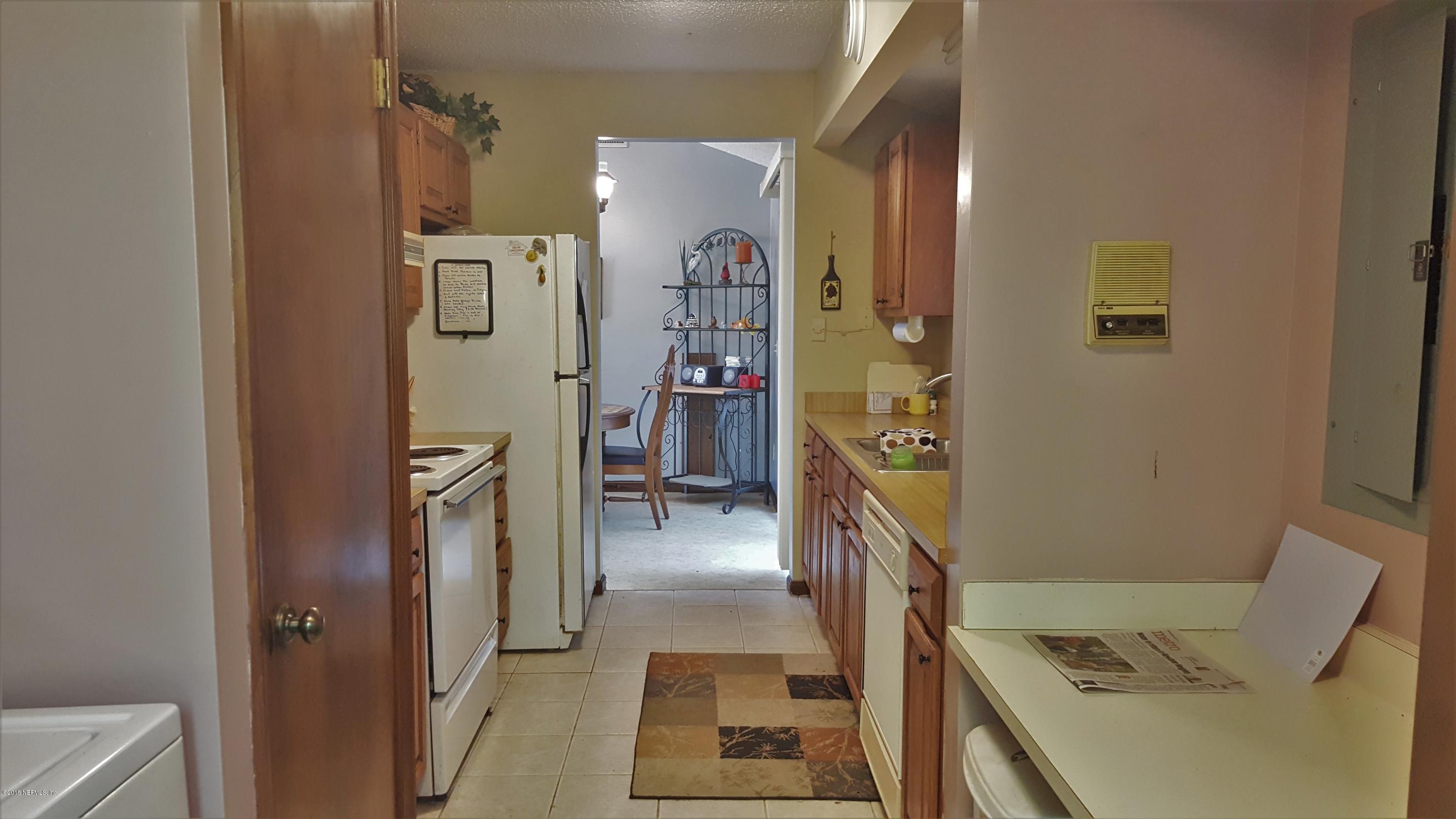 5883 White Sands Road Keystone Heights, FL 32656 - Photo 34 of 43 Kitchen