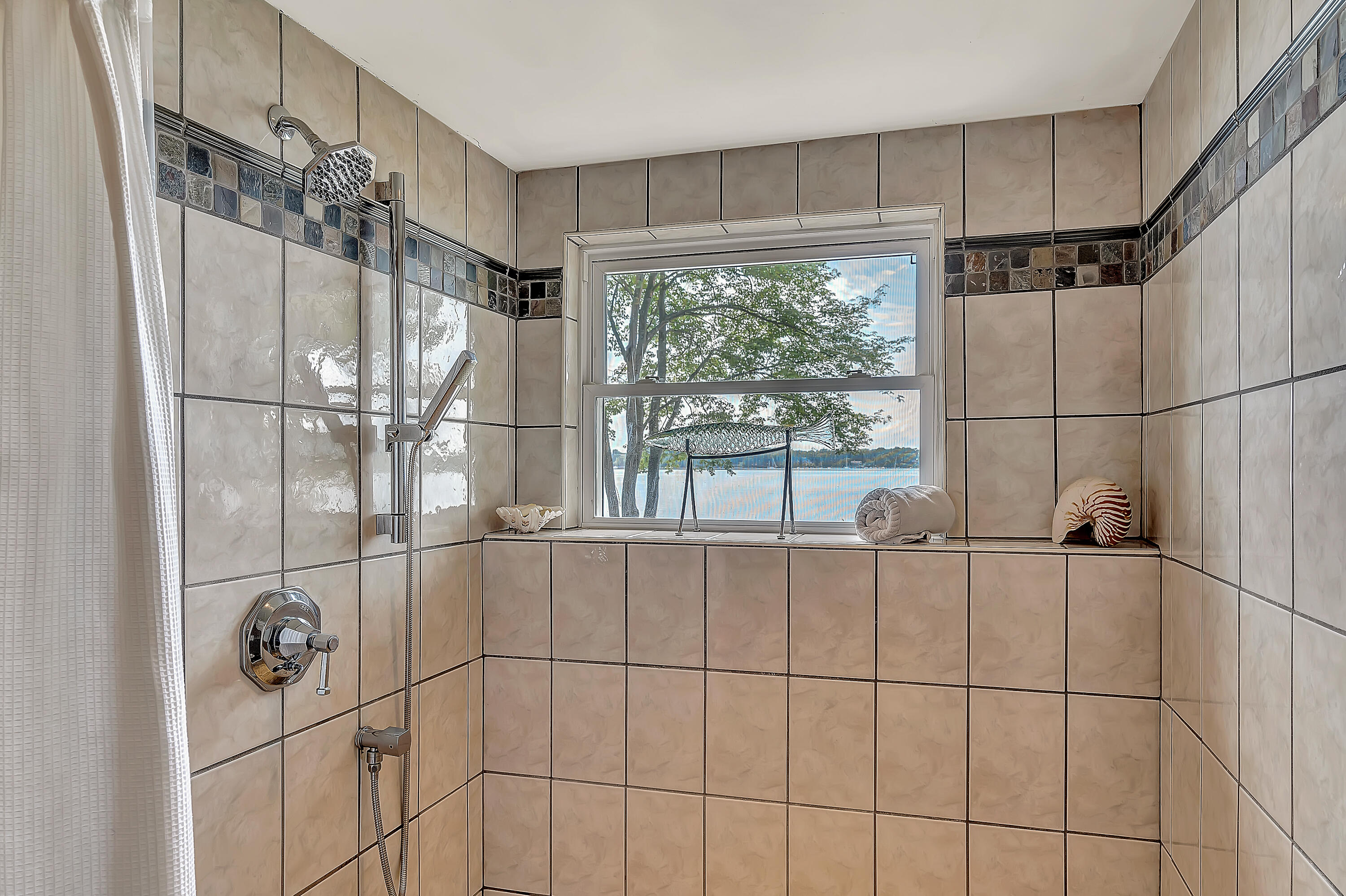 106 Lombos Hole Road Harpswell, ME 04079 - Photo 36 of 59 1st floor bath