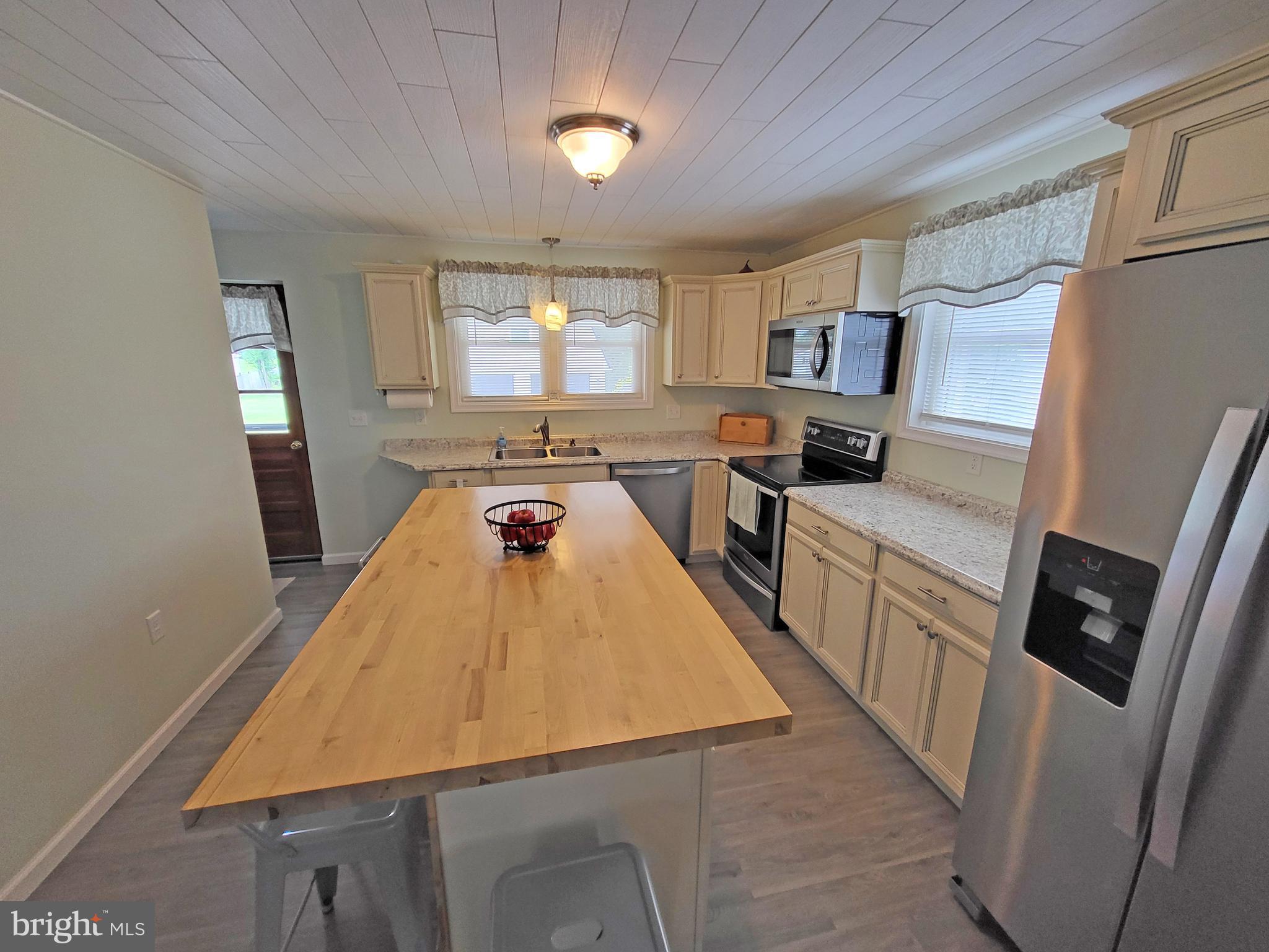 4545 Sycamore Grove Road Chambersburg, PA 17202 - Photo 6 of 31