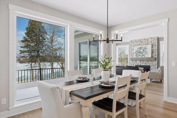 $889,600 | 1031 Hart Lake Avenue, New Richmond, WI 54017