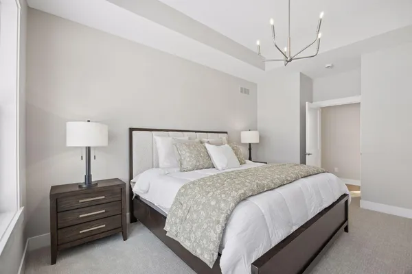 $889,600 | 1031 Hart Lake Avenue, New Richmond, WI 54017