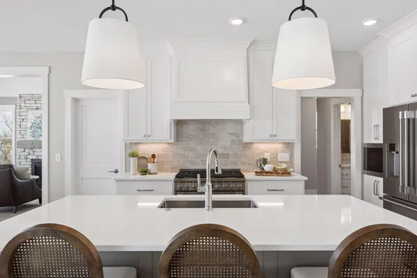 $889,600 | 1031 Hart Lake Avenue, New Richmond, WI 54017