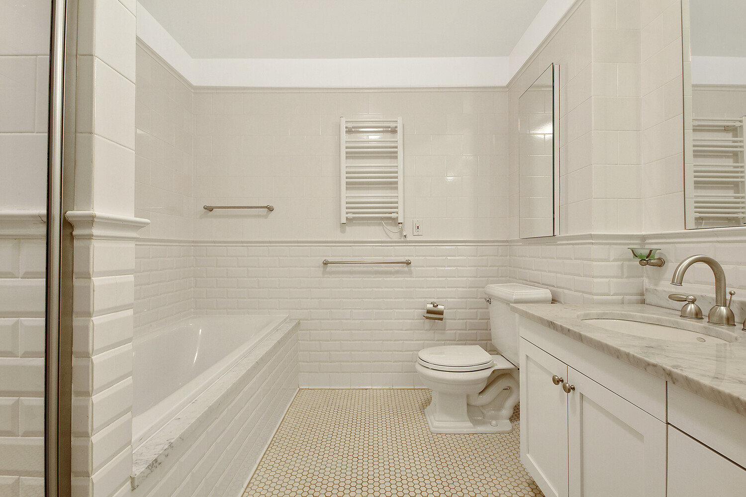 425 5th Avenue, Unit 41C Manhattan, NY 10016 - Photo 5 of 6