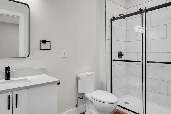 $3,000 | 63 Belgrade Avenue, Unit 403, Boston, MA 02131