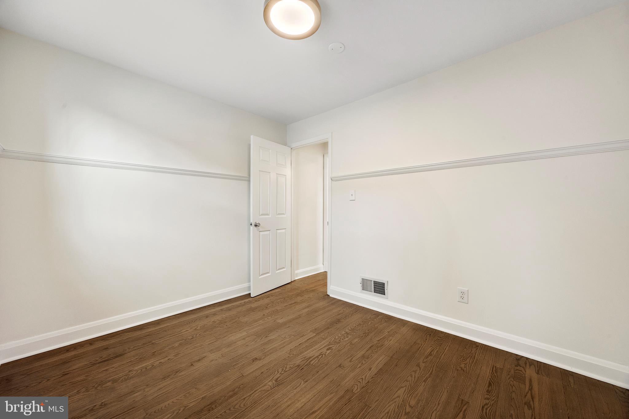 415 Church Street Baltimore, MD 21225 - Photo 26 of 50 bedroom 2