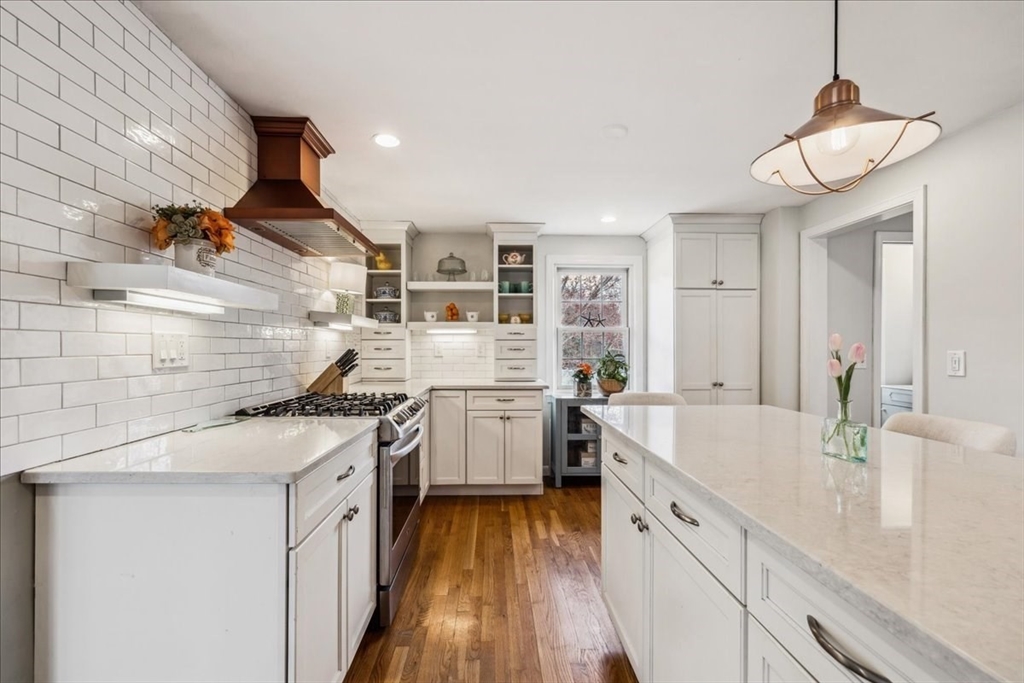 12 Longmeadow Road Medfield, MA 02052 - Photo 13 of 41 Gallery Image 13