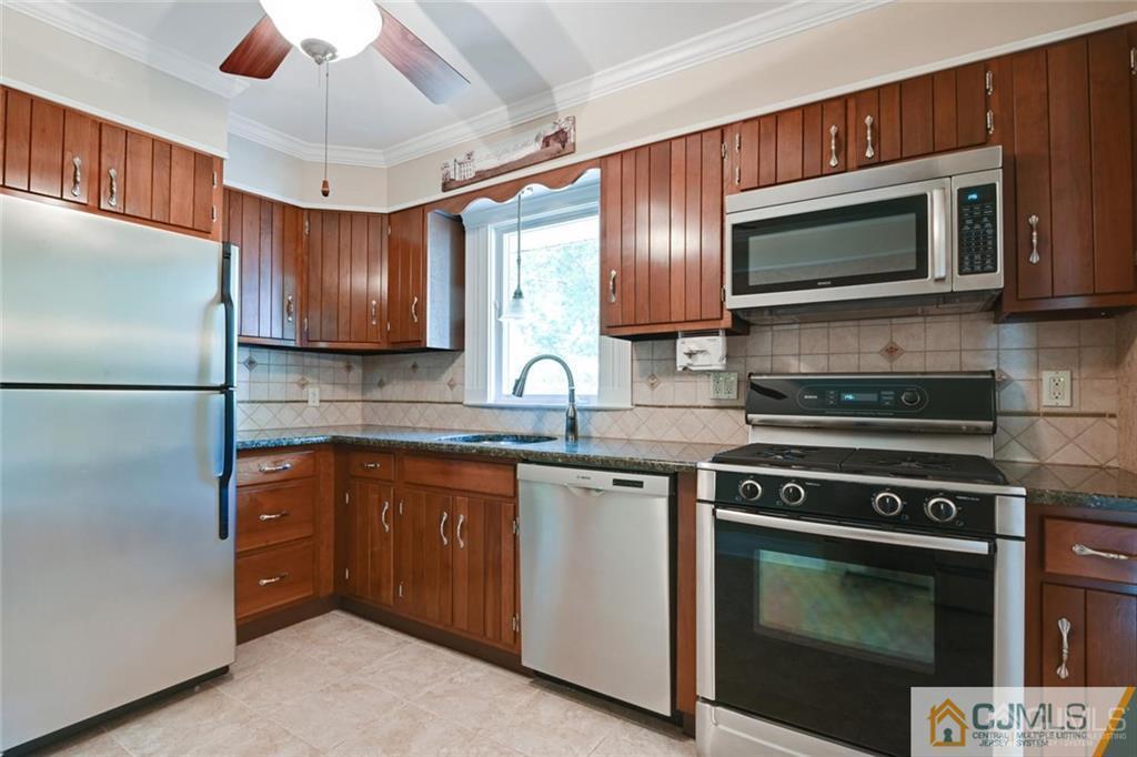2 Griggs Road Cranbury, NJ 08512 - Photo 9 of 22 Gallery Image 9