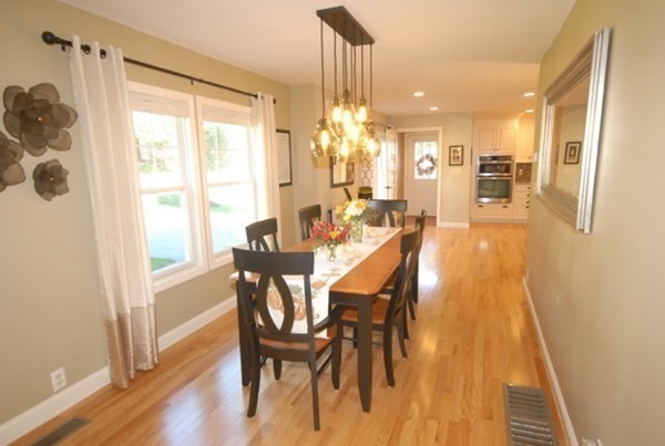 20 Alderbrook Road Andover, MA 01810 - Photo 9 of 30