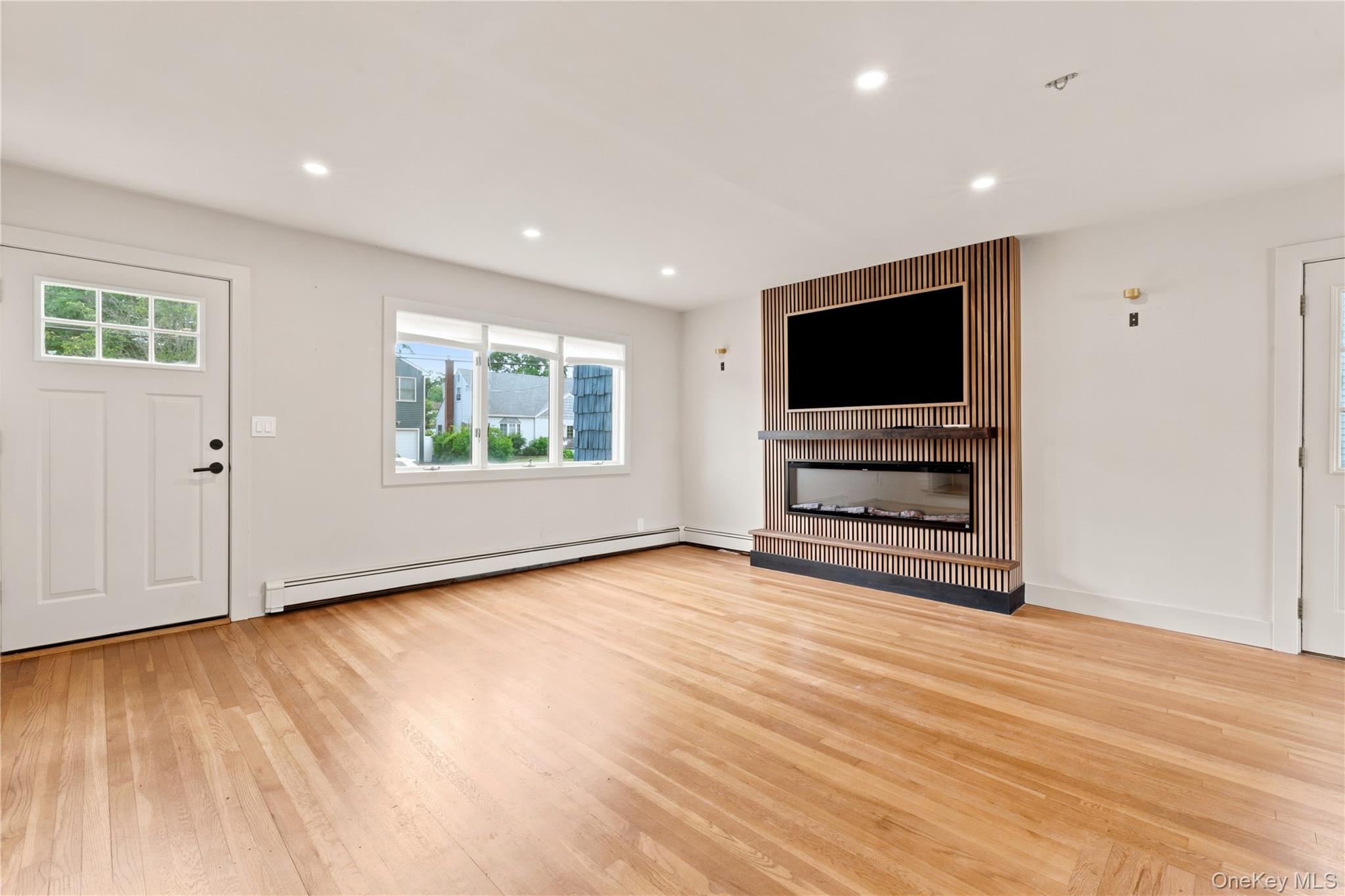 2693 Fox Road Baldwin, NY 11510 - Photo 6 of 32