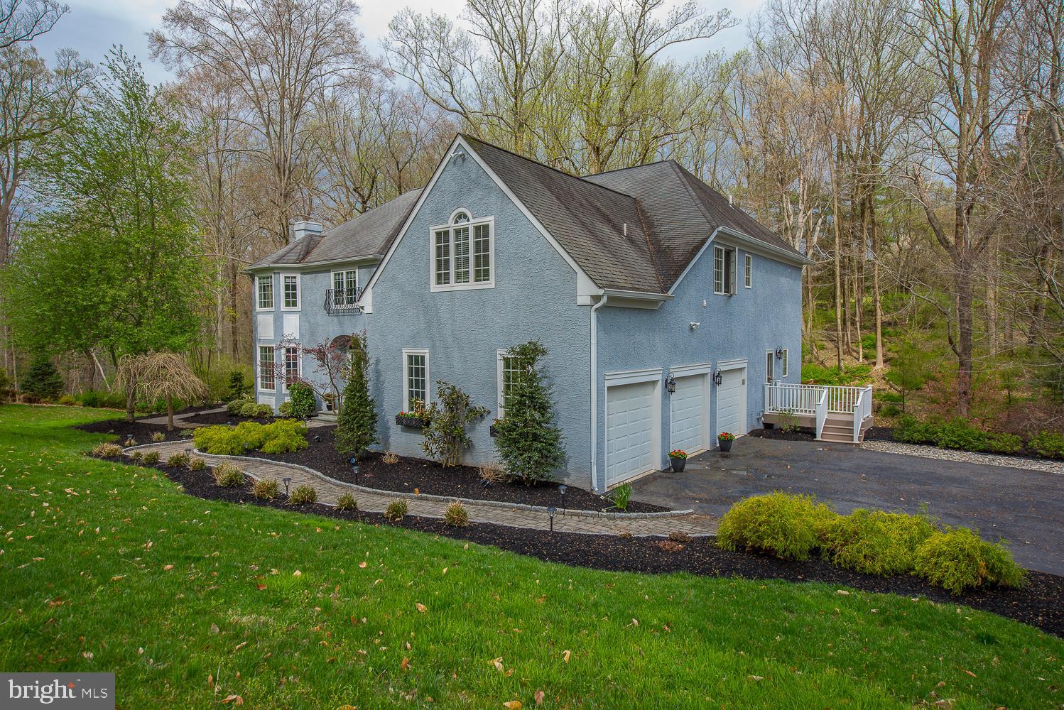 415 Darlington Road Media, PA 19063 - Photo 82 of 103 Exterior Side View - 3 car garage