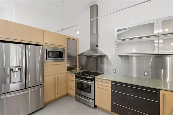 $2,900 | 5588 Golf Pointe Drive, Unit 1, Sarasota, FL 34243