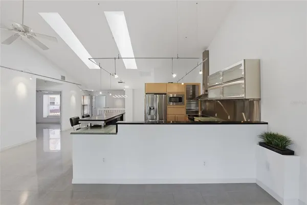 $2,900 | 5588 Golf Pointe Drive, Unit 1, Sarasota, FL 34243