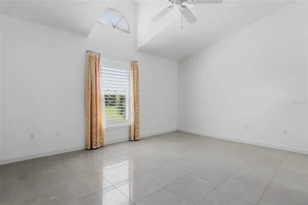 $2,900 | 5588 Golf Pointe Drive, Unit 1, Sarasota, FL 34243