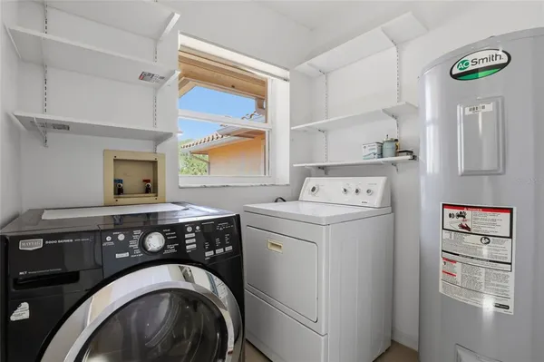 $2,900 | 5588 Golf Pointe Drive, Unit 1, Sarasota, FL 34243