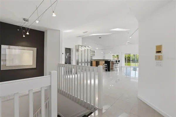 $2,900 | 5588 Golf Pointe Drive, Unit 1, Sarasota, FL 34243