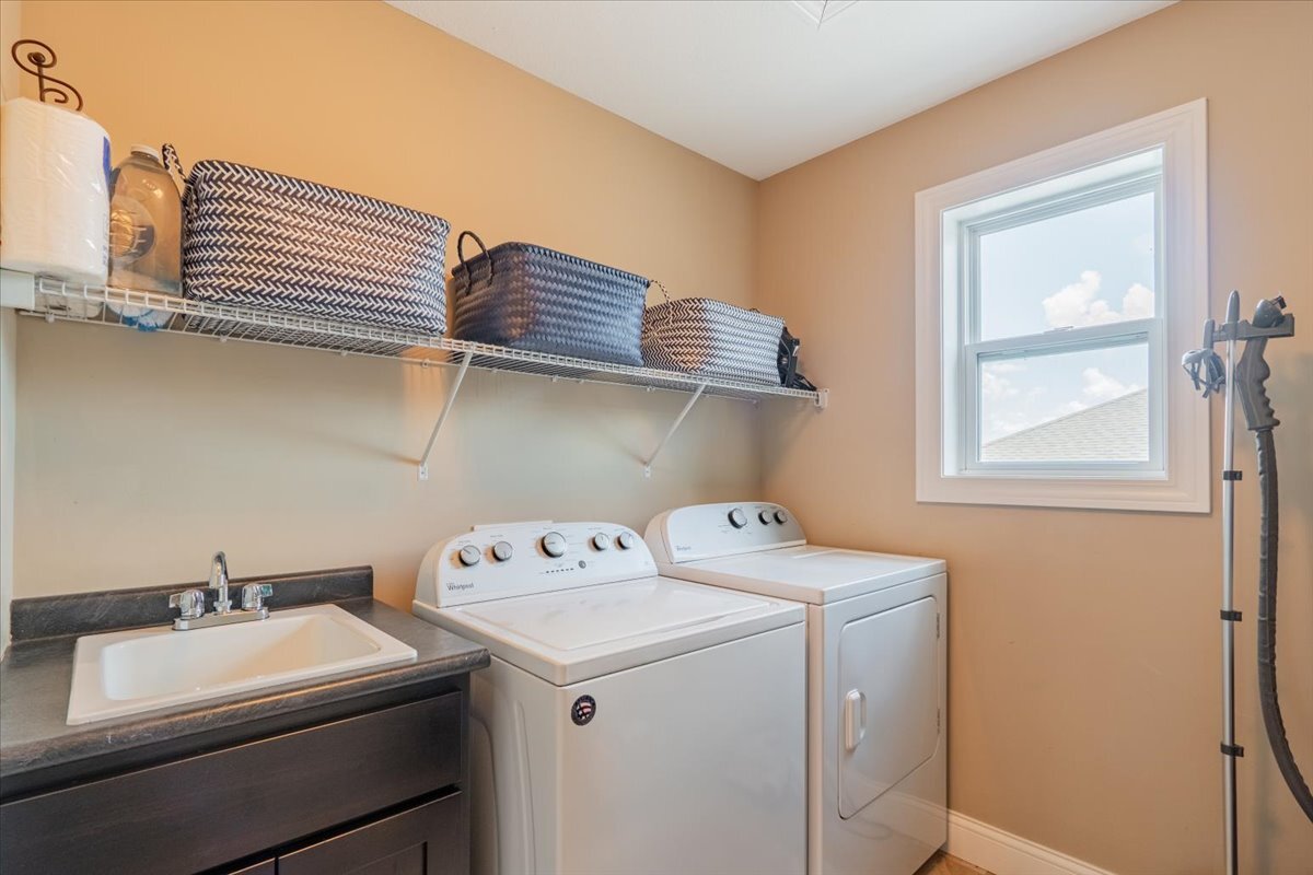 5108 Longfield Road Bloomington, IL 61705 - Photo 25 of 47 Gallery Image 25