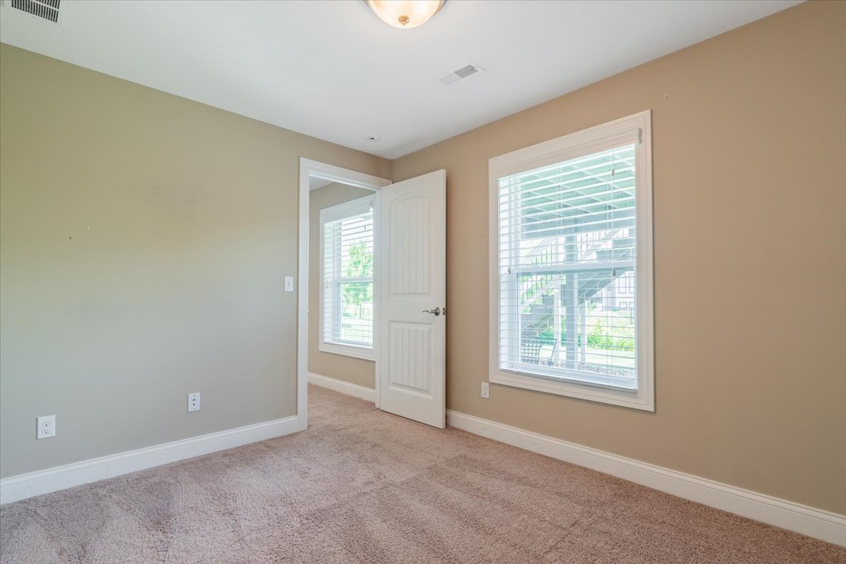 5108 Longfield Road Bloomington, IL 61705 - Photo 32 of 47 Gallery Image 32