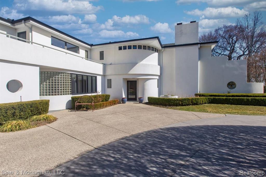 10 Provencal Road Grosse Pointe Farms, MI 48236 - Photo 75 of 94