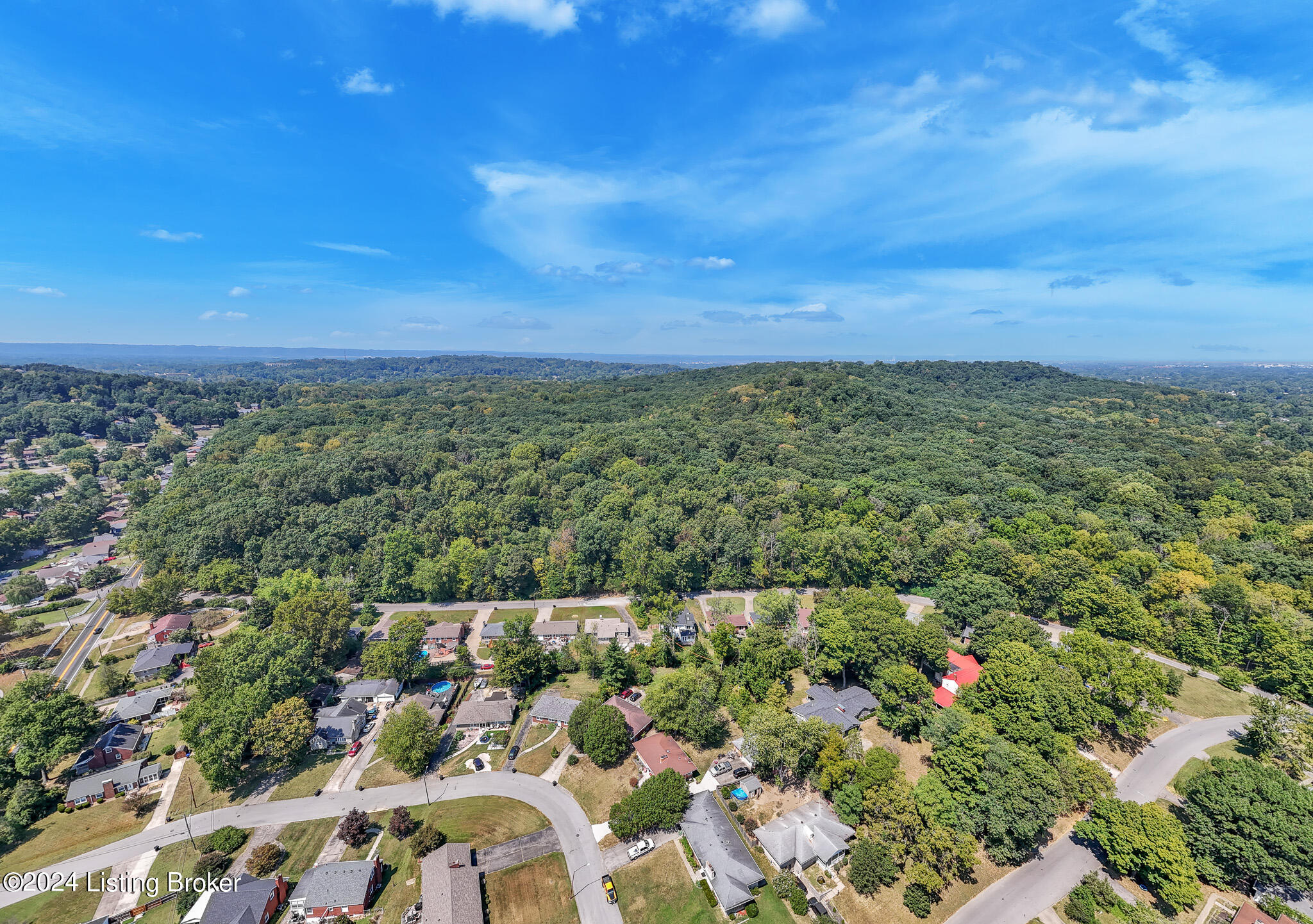 5357 Park Road Louisville, KY 40214 - Photo 46 of 54 DJI_20240828132737_0346_D