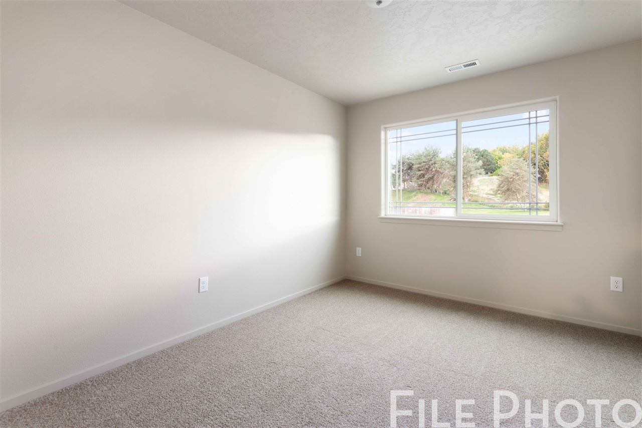 728 South Grady Road Spokane Valley, WA 99016 - Photo 19 of 20