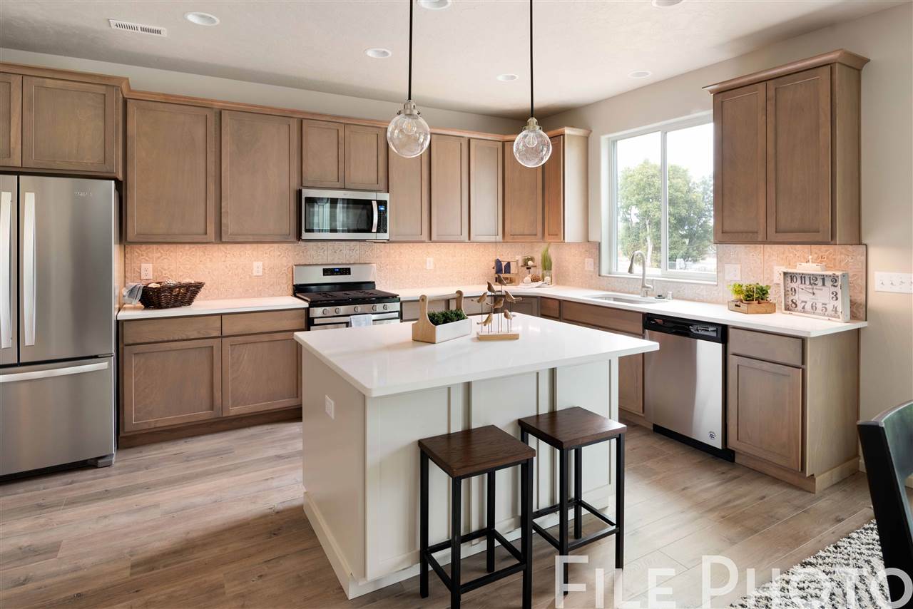 728 South Grady Road Spokane Valley, WA 99016 - Photo 8 of 20
