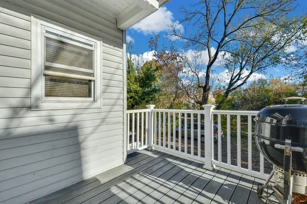 $3,750 | 10 Middle Street, Unit 10, Newton, MA 02458