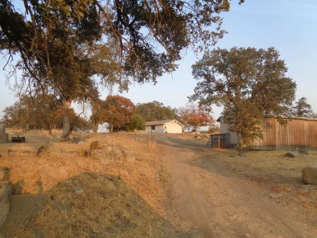 21762 Frontier Road Clovis, CA 93619 - Photo 15 of 19 Gallery Image 15