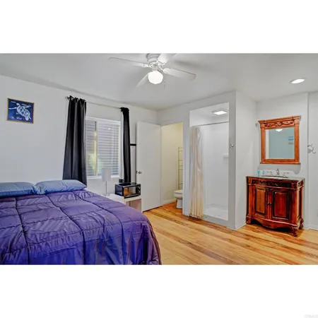 $1,750 | 3715 Mission Boulevard, Unit 11, San Diego, CA 92109