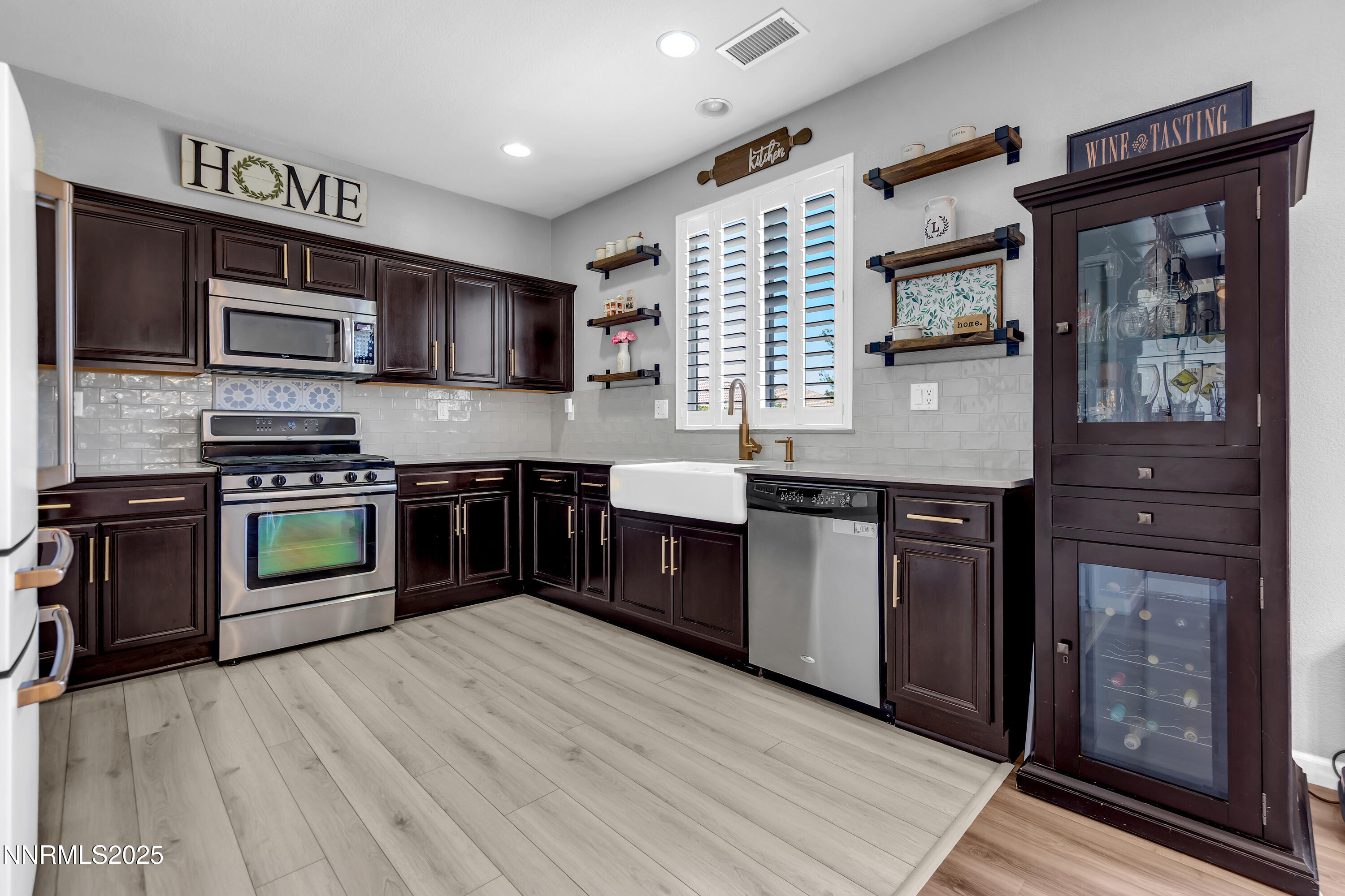315 Pesaro Way Reno, NV 89521 - Photo 12 of 36 Pesaro315-016