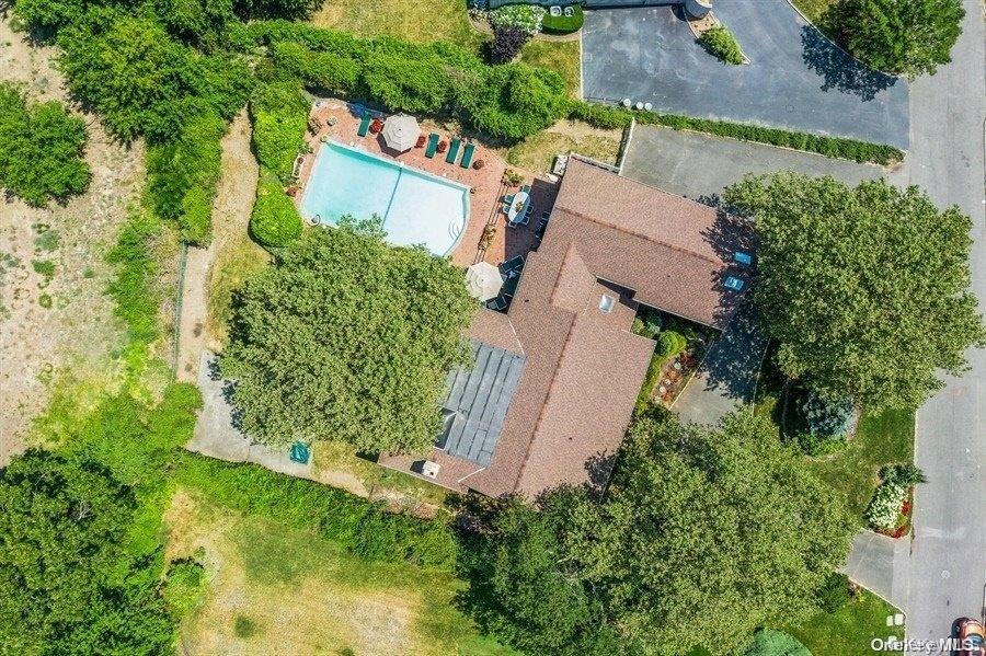 30 Thixton Drive Hewlett, NY 11557 - Photo 30 of 34